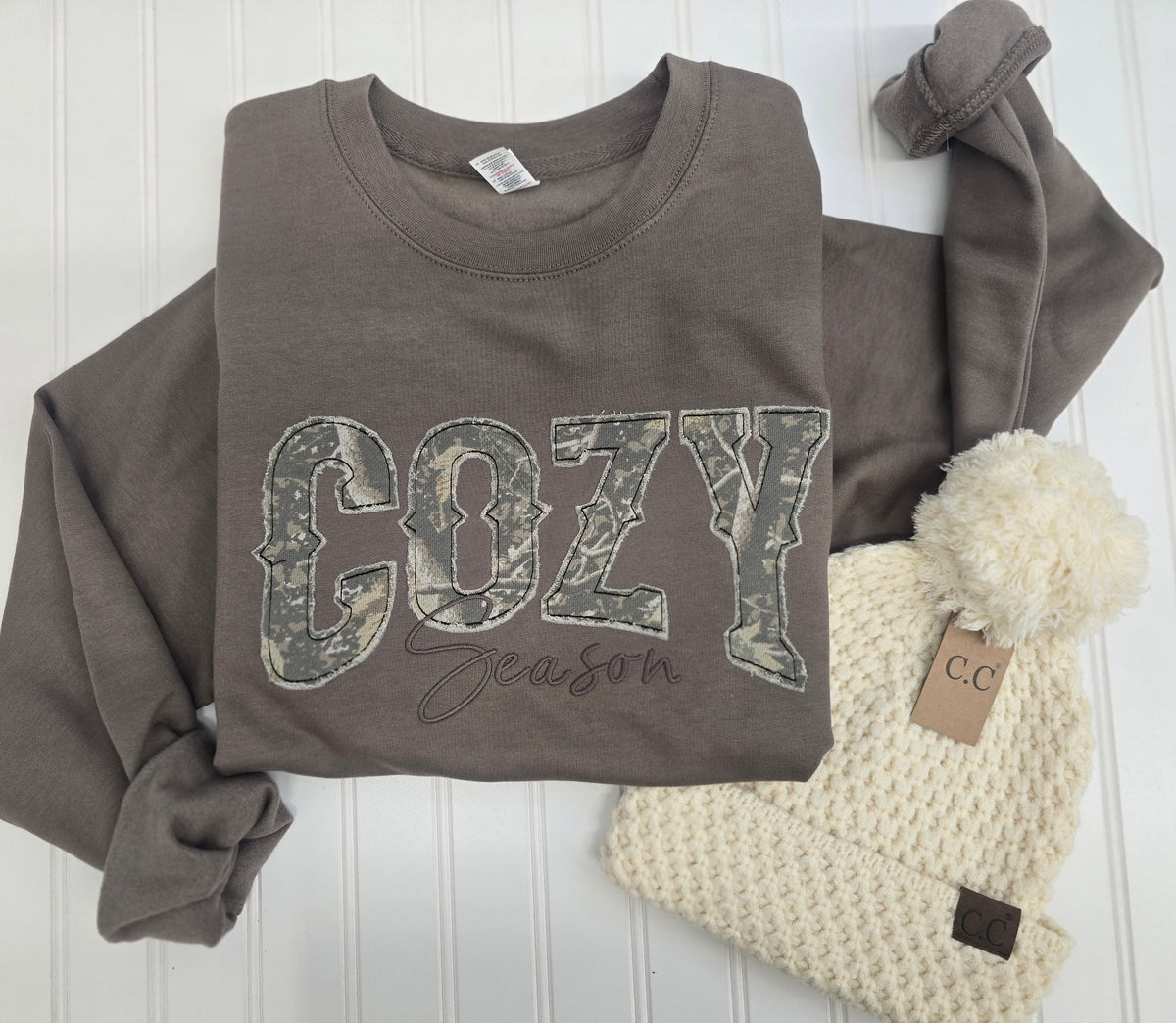 Cozy Season Raggy camo embroidered Crewneck sweatshirt