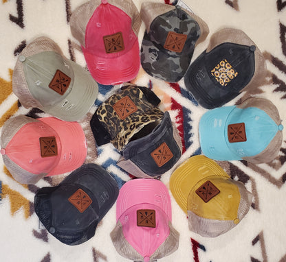 CC Criss Cross PNW Crossed Arrow hat