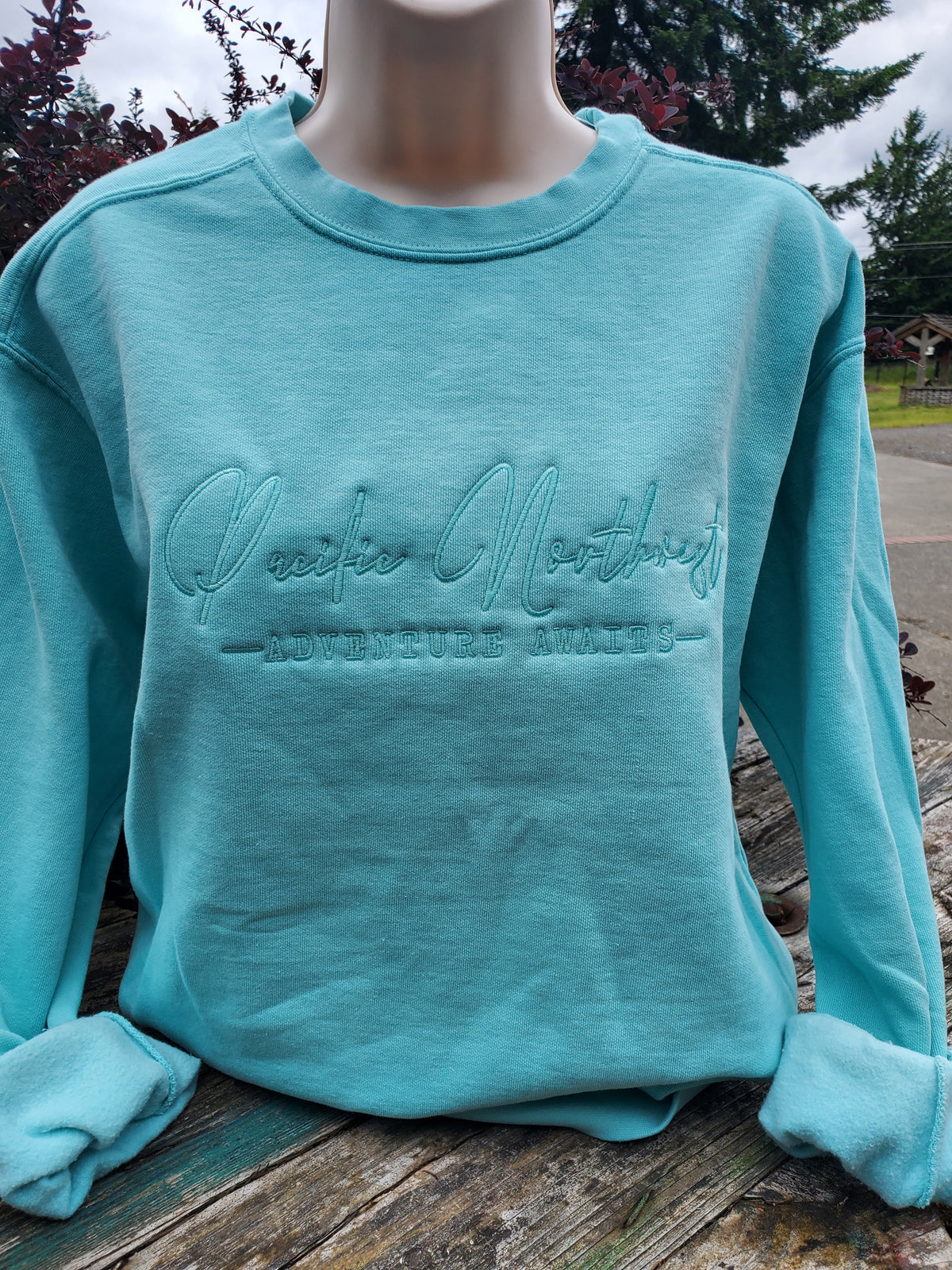 Pacific Northwest embroidered crew.