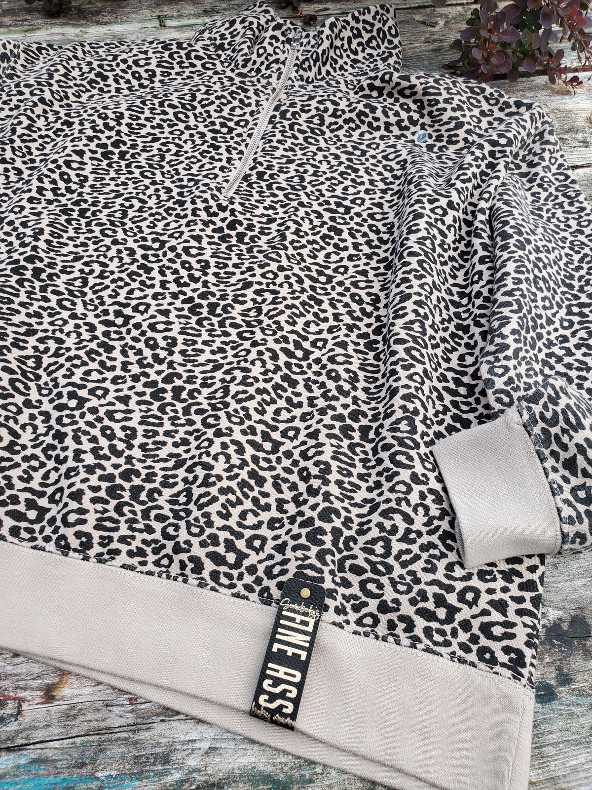 Leopard 1/4 Zip sweatshirt